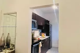 876 SW 2nd St, Miami, FL 33130 - Photo 5