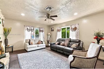 266 SW 7th Ct, Deerfield Beach, FL 33441 - Photo 15