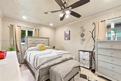 266 SW 7th Ct, Deerfield Beach, FL 33441 - Photo 23