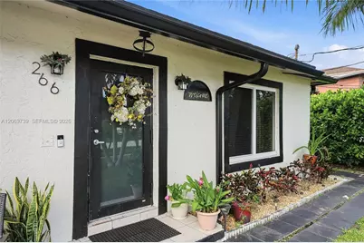 266 SW 7th Ct, Deerfield Beach, FL 33441 - Photo 5