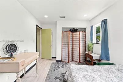266 SW 7th Ct, Deerfield Beach, FL 33441 - Photo 19