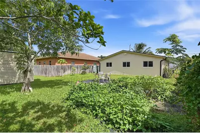 266 SW 7th Ct, Deerfield Beach, FL 33441 - Photo 29