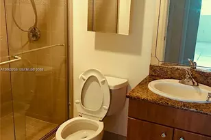201 Golden Isles Dr, Hallandale Beach, FL 33009 - Photo 23