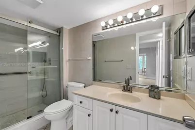 2109 Oakridge V #2109, Deerfield Beach, FL 33442 - Photo 21