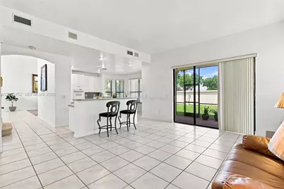 344 SW 159th Ln, Pembroke Pines, FL 33027 - Photo 11