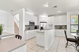 344 SW 159th Ln, Pembroke Pines, FL 33027 - Photo 13
