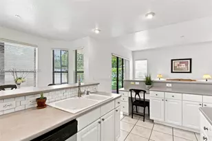 344 SW 159th Ln, Pembroke Pines, FL 33027 - Photo 17