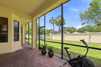 344 SW 159th Ln, Pembroke Pines, FL 33027 - Photo 29
