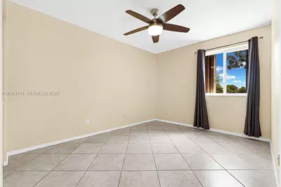 1623 E Harmony Lake Cir, Davie, FL 33324 - Photo 61