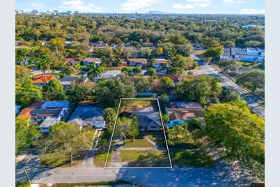 760 NE 147th St, North Miami, FL 33161 - Photo 39