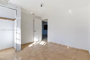 760 NE 147th St, North Miami, FL 33161 - Photo 25