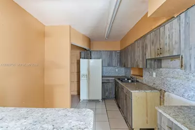 760 NE 147th St, North Miami, FL 33161 - Photo 11
