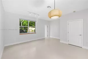 3037 Center St, Miami, FL 33133 - Photo 9