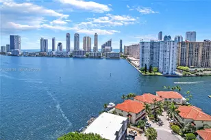 3972 NE 171 St, North Miami Beach, FL 33160 - Photo 15