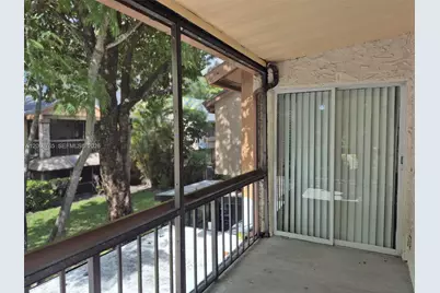 214 Wimbledon Lake Dr #57, Plantation, FL 33324 - Photo 19