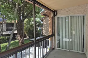 214 Wimbledon Lake Dr, Plantation, FL 33324 - Photo 19