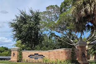 214 Wimbledon Lake Dr, Plantation, FL 33324 - Photo 1