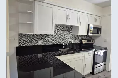 214 Wimbledon Lake Dr #57, Plantation, FL 33324 - Photo 7