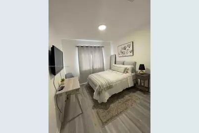 925 SW 8th St #A, Hallandale Beach, FL 33009 - Photo 15
