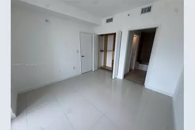 90 SW 3rd St #2314, Miami, FL 33130 - Photo 19