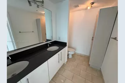 90 SW 3rd St #2314, Miami, FL 33130 - Photo 31