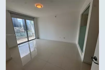 90 SW 3rd St #2314, Miami, FL 33130 - Photo 23