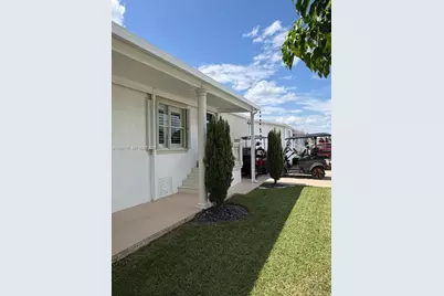 19800 SW 180 Ave Unit 570, Miami, FL 33187 - Photo 47