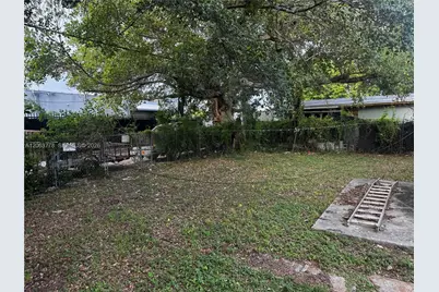 1361 NW 53rd St, Miami, FL 33142 - Photo 3