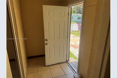 1361 NW 53rd St, Miami, FL 33142 - Photo 9