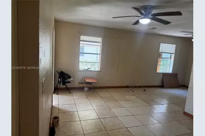 1361 NW 53rd St, Miami, FL 33142 - Photo 21