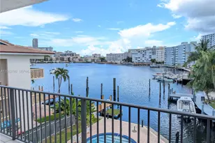 1900 Diana Dr, Hallandale Beach, FL 33009 - Photo 1