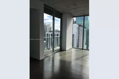 151 SE 1st St #2801, Miami, FL 33131 - Photo 3
