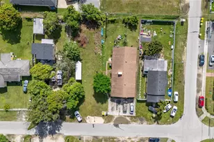 963 NE 5th Ave, Homestead, FL 33030 - Photo 13