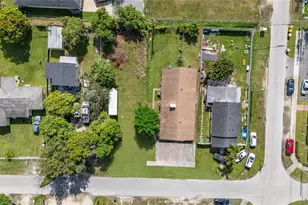 963 NE 5th Ave, Homestead, FL 33030 - Photo 11