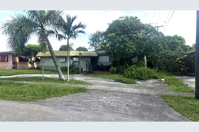 185 NE 129th St, North Miami, FL 33161 - Photo 1