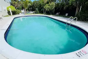 1420 Atlantic Shores Blvd, Hallandale Beach, FL 33009 - Photo 5