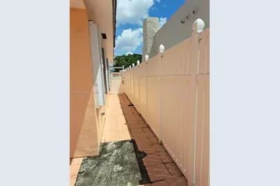 3062 SW 14th St, Miami, FL 33145 - Photo 27