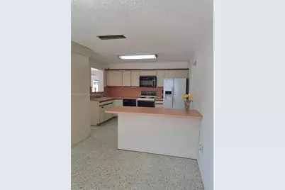 3062 SW 14th St, Miami, FL 33145 - Photo 13