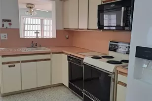 3062 SW 14th St, Miami, FL 33145 - Photo 17