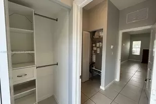 29215 SW 167th CT, Homestead, FL 33030 - Photo 9