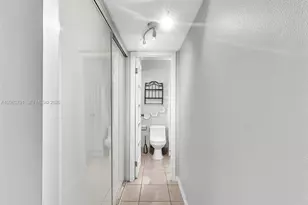 5001 W Oakland Park Blvd, Lauderdale Lakes, FL 33313 - Photo 11