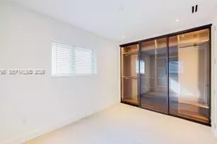 830 NE 171 St, North Miami Beach, FL 33162 - Photo 5