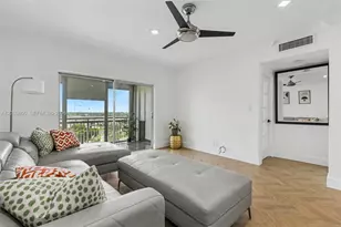 4400 Hillcrest Dr, Hollywood, FL 33021 - Photo 7