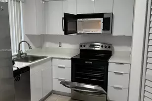 6135 NW 186th St, Hialeah, FL 33015 - Photo 3