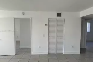 6135 NW 186th St, Hialeah, FL 33015 - Photo 7