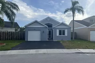 289 SW 159th Ln, Sunrise, FL 33326 - Photo 5