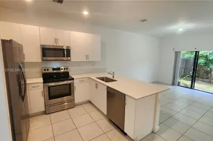 24504 SW 119th Pl, Miami, FL 33032 - Photo 5