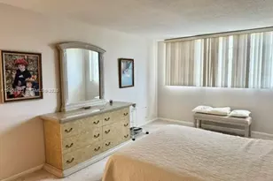 401 NE 14th Ave, Hallandale Beach, FL 33009 - Photo 13