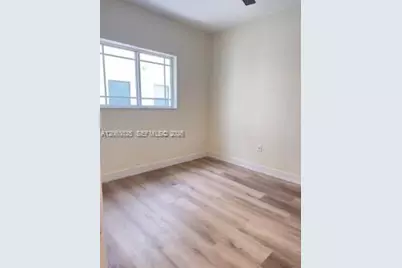 1930 SW 2nd St #3, Miami, FL 33135 - Photo 5