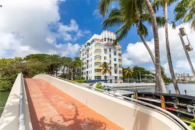 2421 Lake Pancoast Dr #7A, Miami Beach, FL 33140 - Photo 23